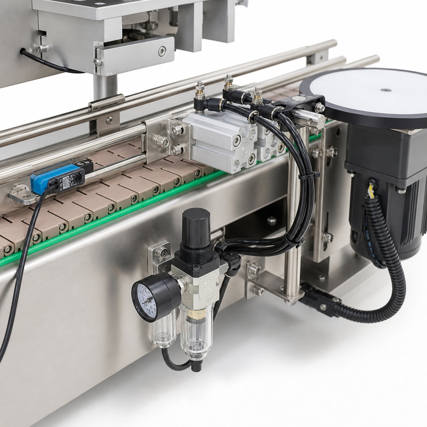 
                  
                    Automatic desiccant inserter for bottling lines — detail view
                  
                