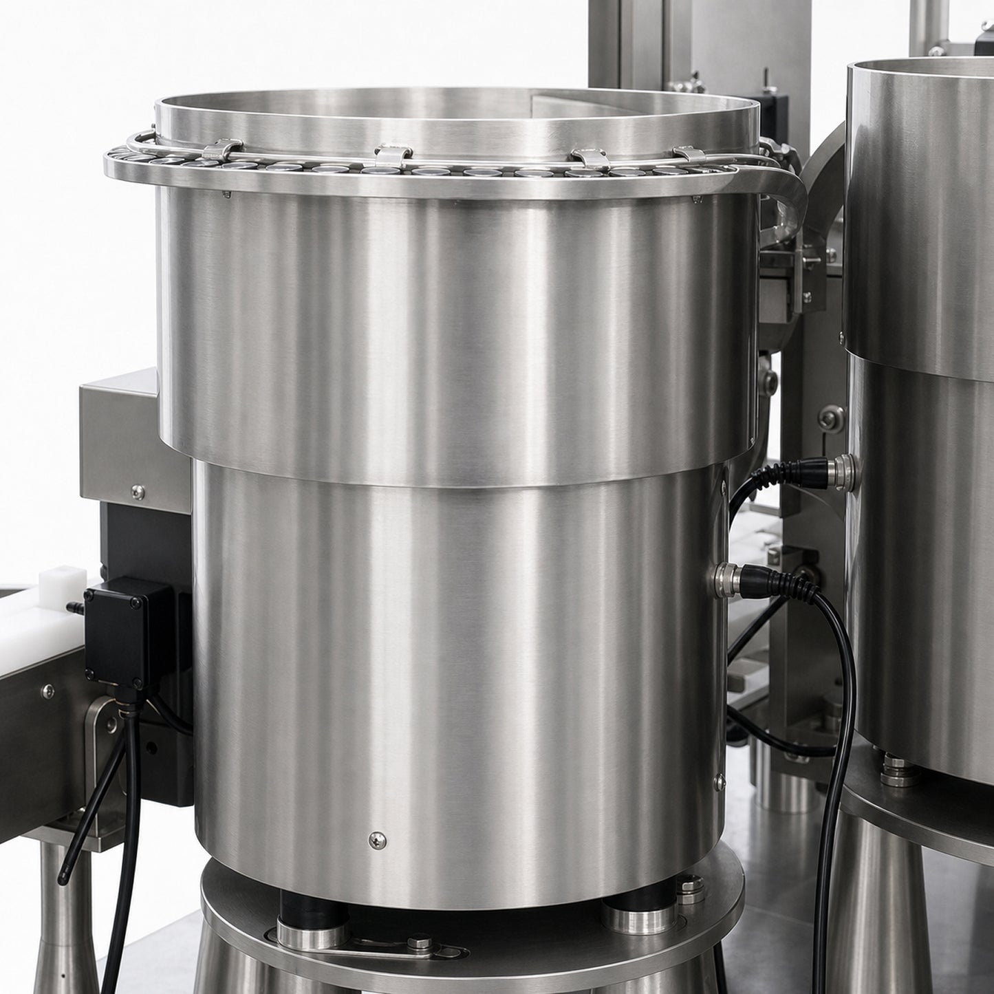 
                  
                    Automatic Liquid Filling Machine for Bottles and Nutraceutical Products
                  
                