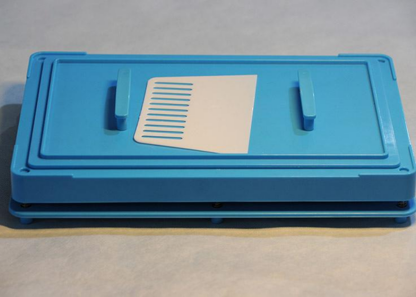 
                  
                    400 Holes Capsule Filling Machine, The P Series
                  
                